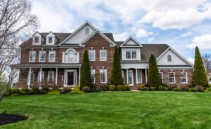 Trendy Ways to Market High-End Real Estate to Luxury Buyers